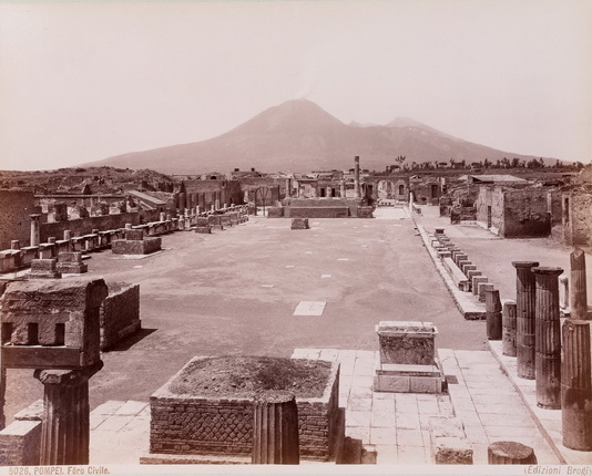 Giacomo Brogi.
Pompeii. Forum Civile.
Late 19th century.
Albumen print