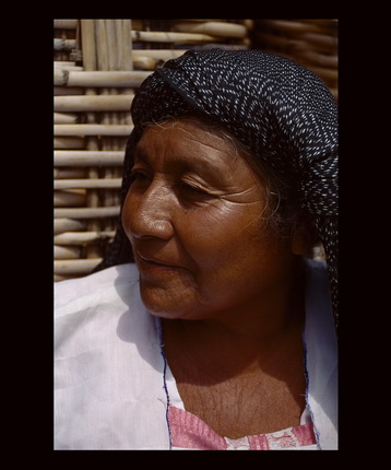 Долорес Дальхаус.
Женщина из штата Оахака в традиционной накидке ребосо.
Мексика, 2010-2012.
Цифровой отпечаток.
Собрание Министерства иностранных дел Мексики