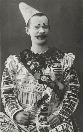 Неизвестный автор.
Лаврентий Селяхин (белый клоун Лавров). 
1908. 
Собрание Музея циркового искусства, Санкт-Петербург