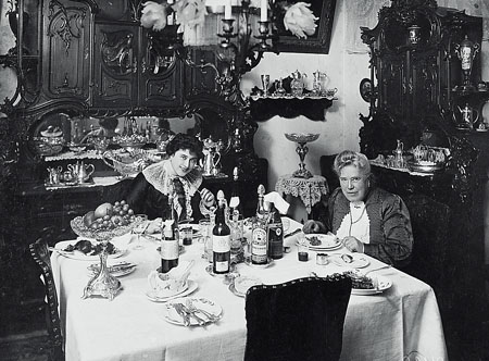 Неизвестный автор.
Две дамы за ужином. С.-Петербург. 
1900. 
Собрание галереи «Тондо»
