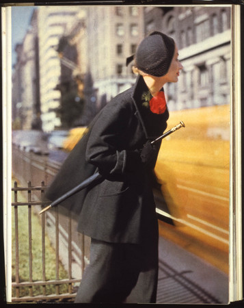 Норман Паркинсон.
Лиза Фонссагрив (Миссис Ирвинг Пенн). Vogue. 
1949. 
© Norman Parkinson Archive, London