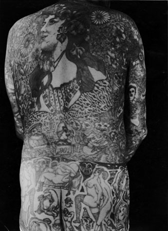 Robert Doisneau.
Tattoo. 
1950. 
Collection of the National Fund of Modern Art – FNAC, Paris